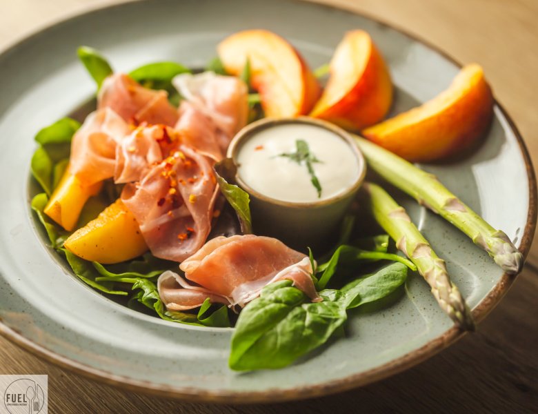 What foods should you eat to stay a healthy weight?